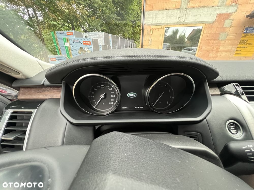 Land Rover Discovery 3.0 Si6 HSE Luxury - 12