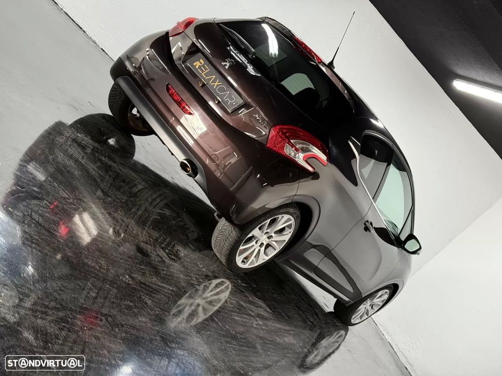 Peugeot 208 120 VTI Allure - 12