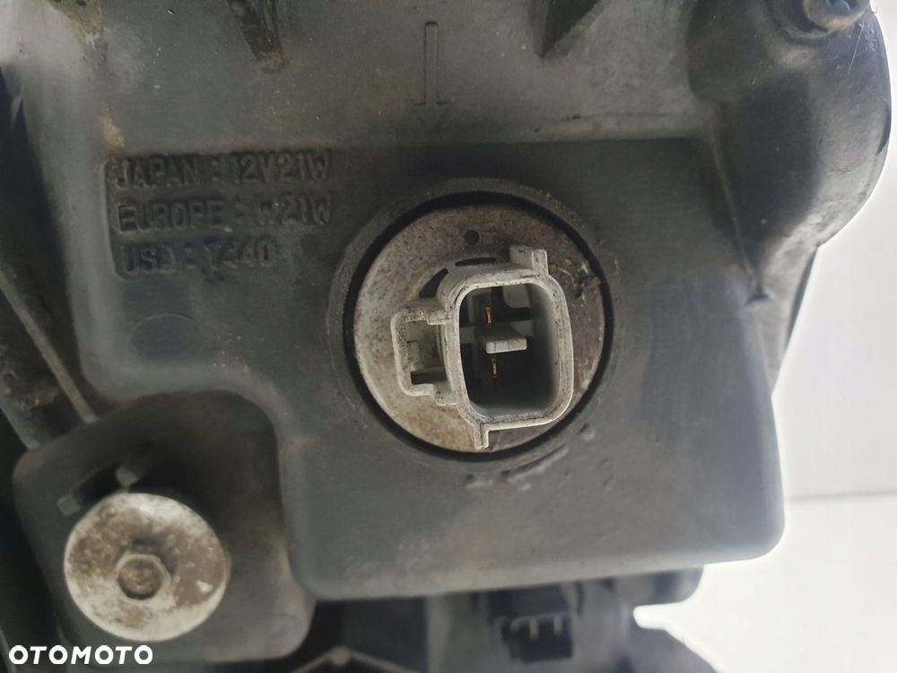 LAMPA PRAWA Suzuki Liana PRZEDNIA przód EUROPA - 6