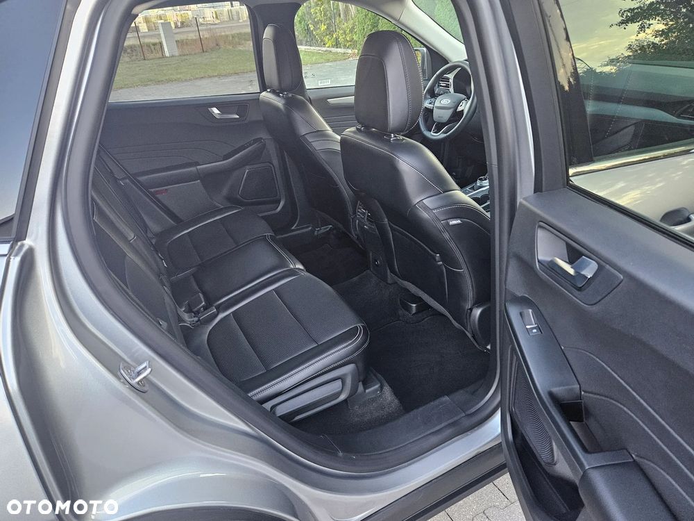 Ford Escape 2.0 EcoBoost AWD Titanium - 14