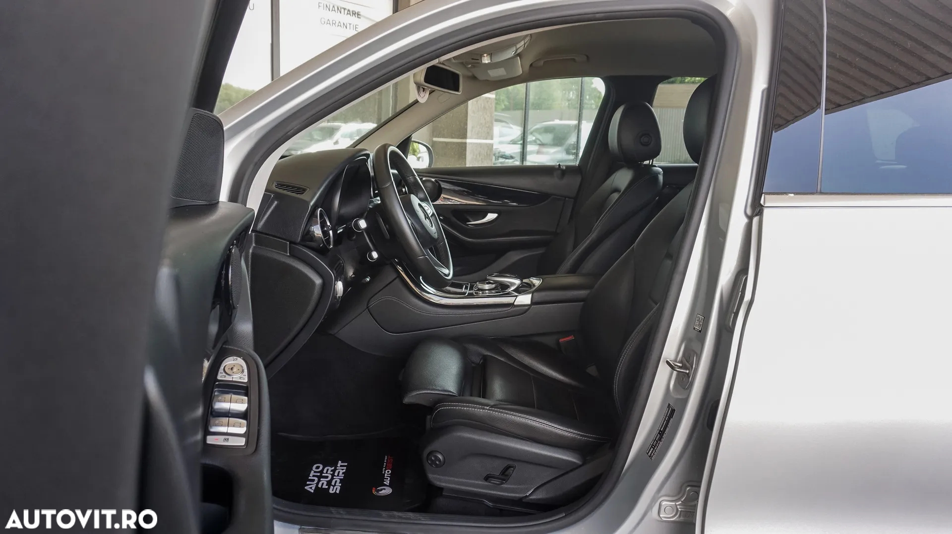 Mercedes-Benz GLC 220 d 4Matic 9G-TRONIC - 22