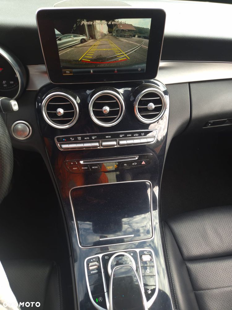 Mercedes-Benz Klasa C 400 4-Matic 9G-TRONIC - 7