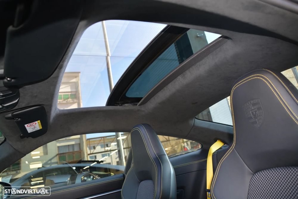 Porsche 911 (992) Turbo S PDK - 53
