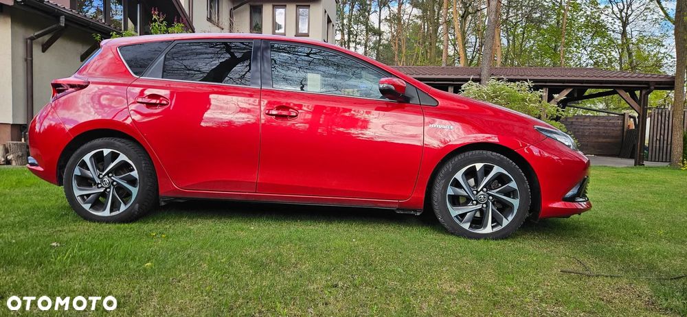 Toyota Auris 1.8 HSD Prestige - 2