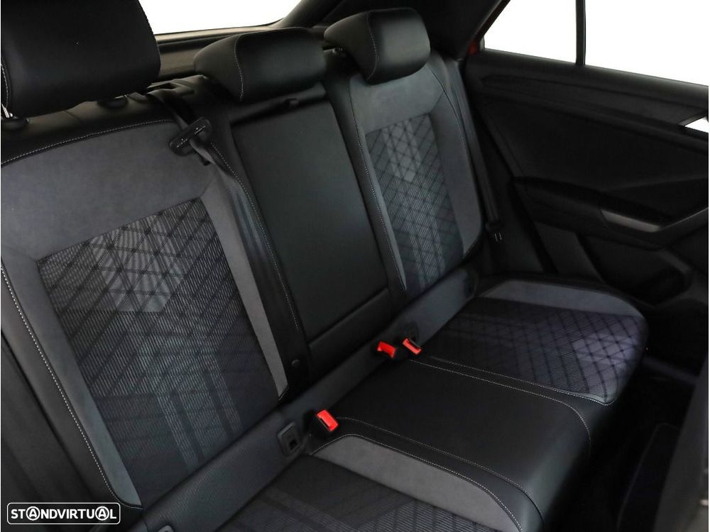 VW T-Roc 1.5 TSI R-Line DSG - 24