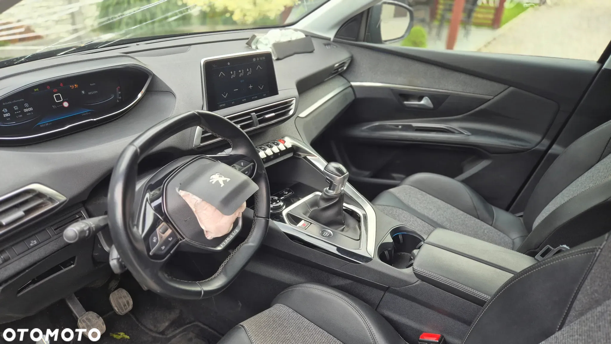 Peugeot 3008 1.5 BlueHDi Allure Pack S&S - 6