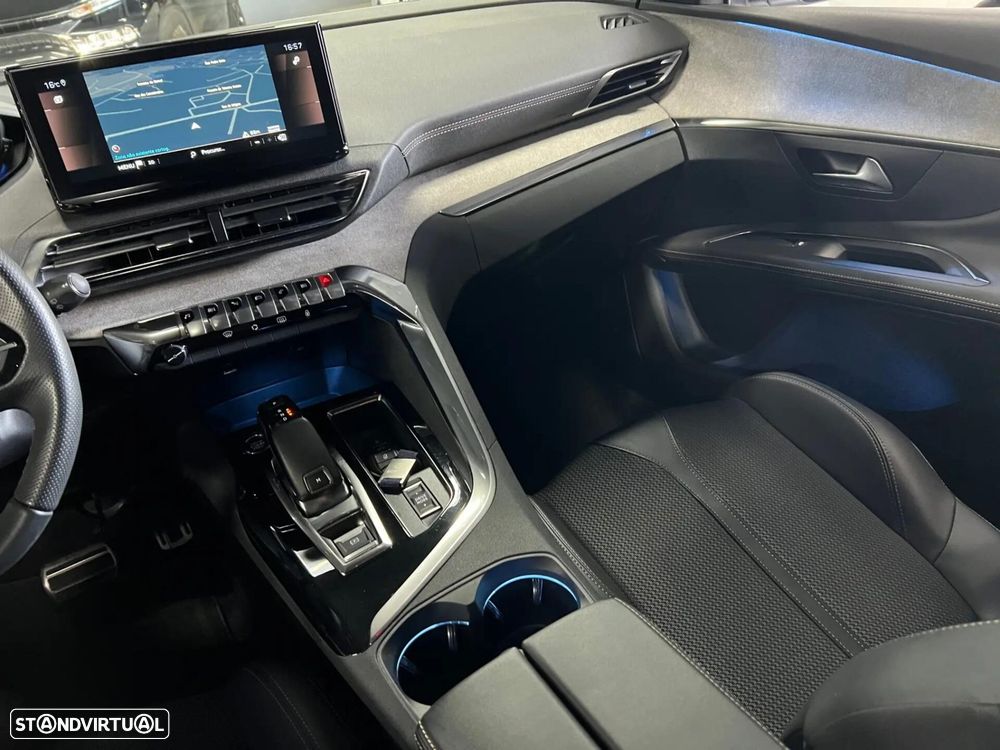 Peugeot 3008 1.6 Hybrid GT Pack e-EAT8 - 29