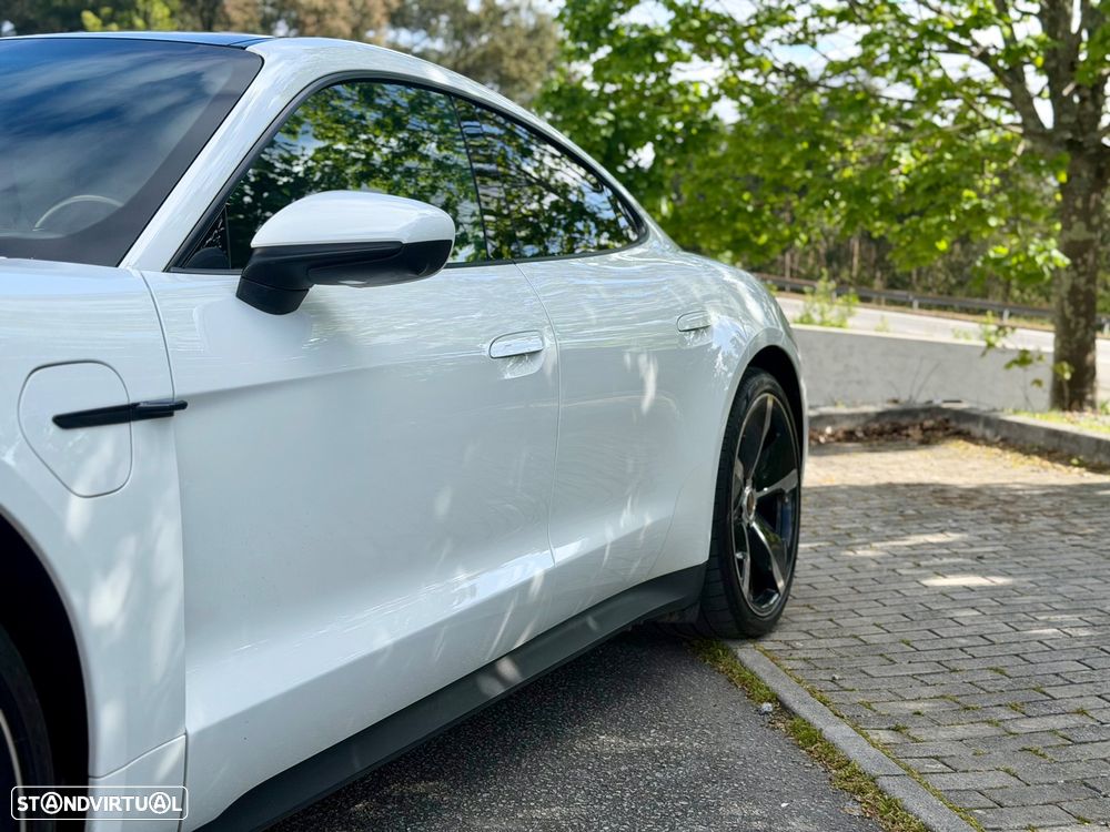 Porsche Taycan 4S Bateria Performance Plus - 10