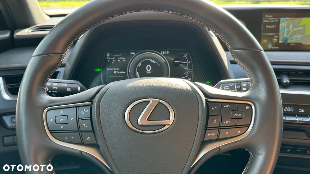 Lexus UX 250h GPF Prestige AWD - 28