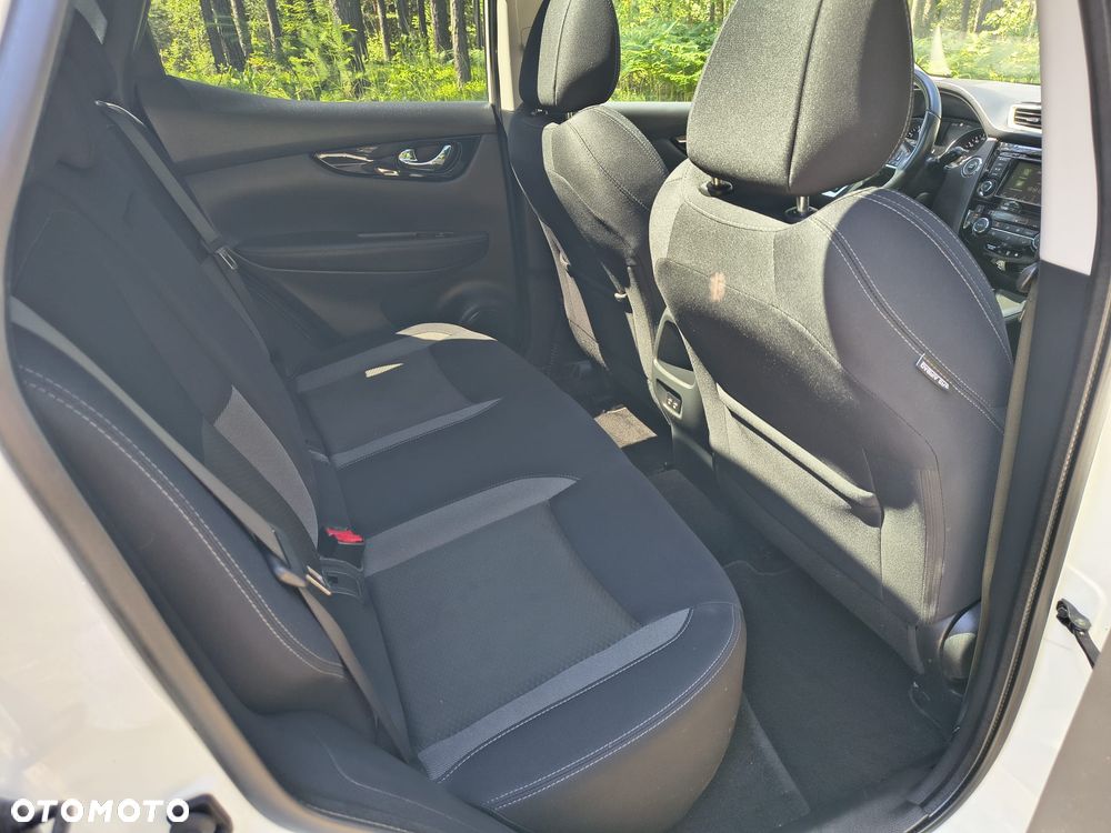 Nissan Qashqai 1.3 DIG-T N-WAY - 11