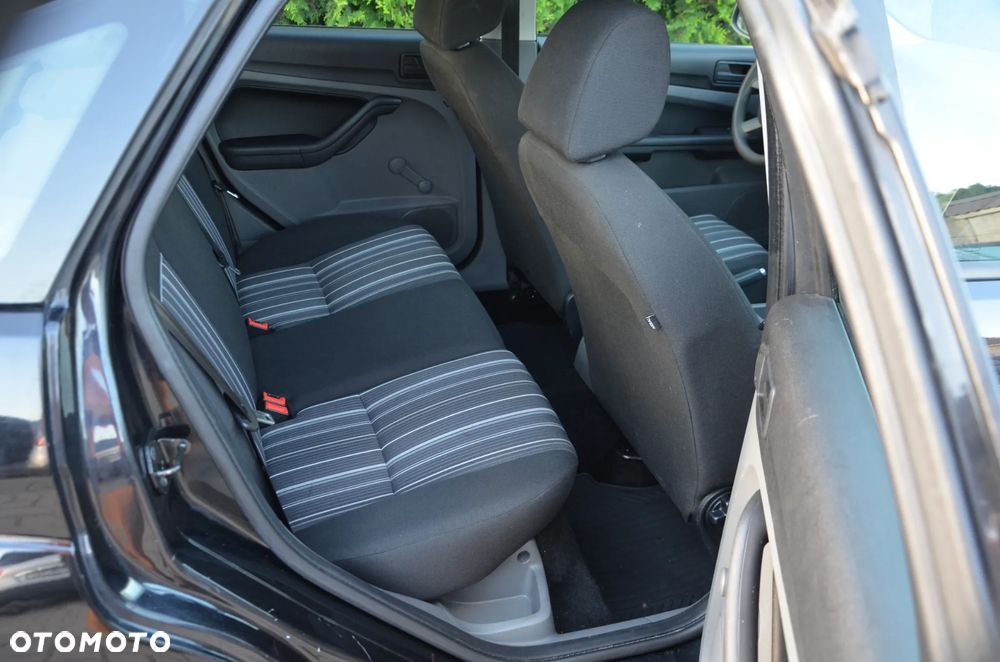 Ford Focus - 5