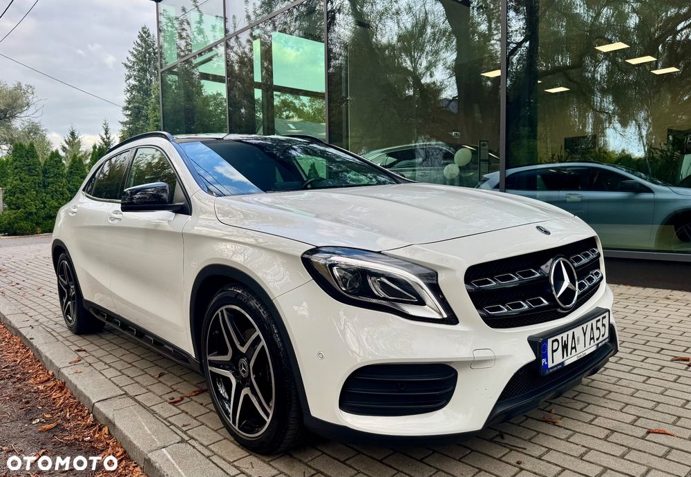 Mercedes-Benz GLA 200 7G-DCT AMG Line - 9