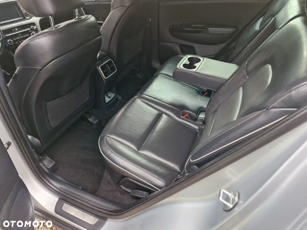 Kia Sportage 1.7 CRDI 2WD Spirit - 28