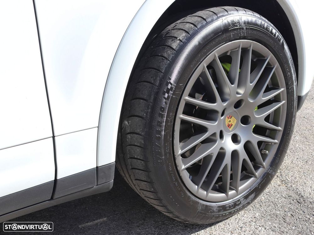 Porsche Cayenne S E-Hybrid Platinum Edition - 5