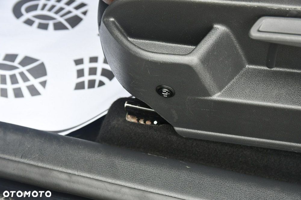 Volkswagen Golf Plus - 17