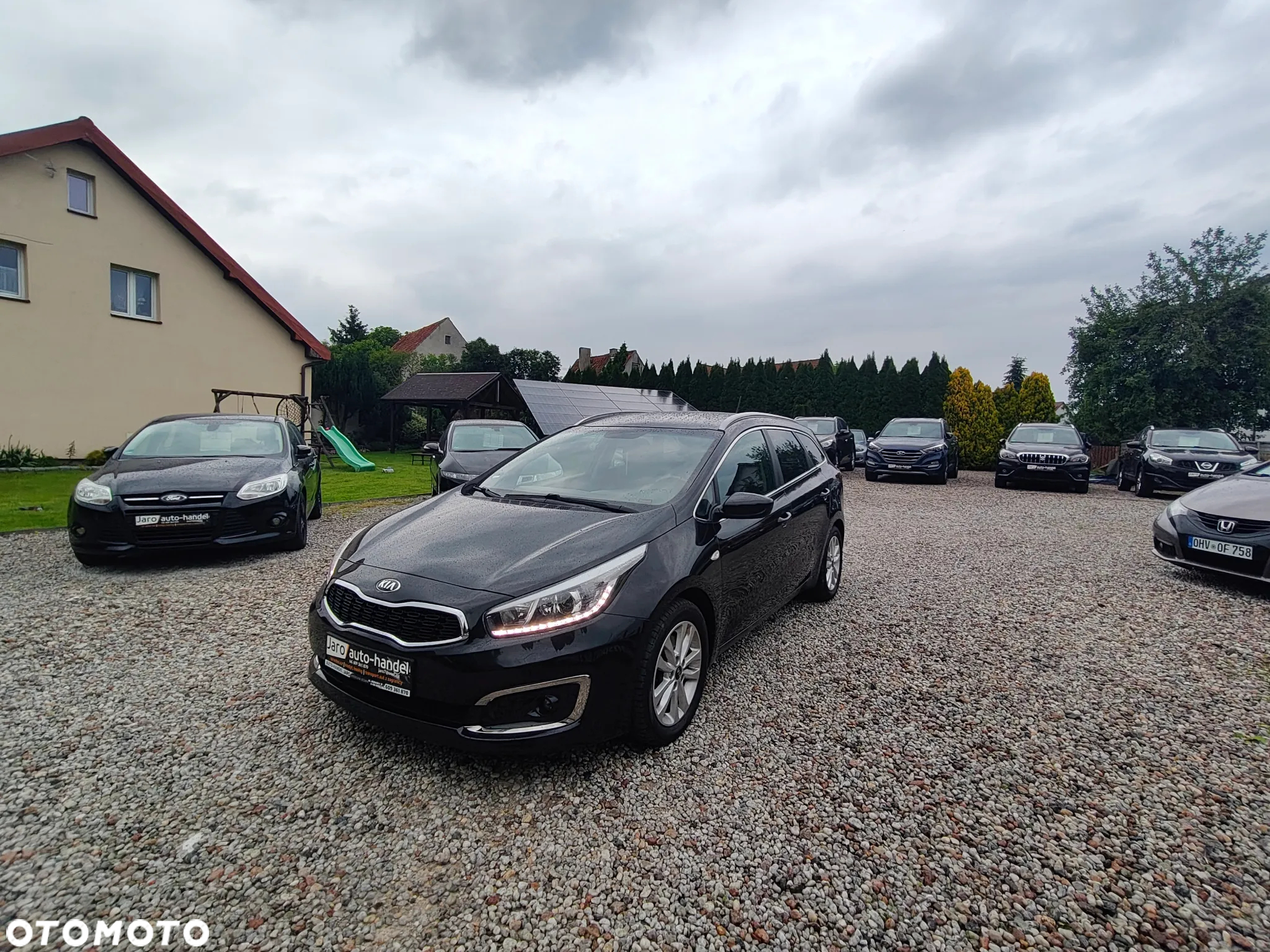 Kia Ceed 1.6 CRDi 136 ISG Dream Team Edition - 10