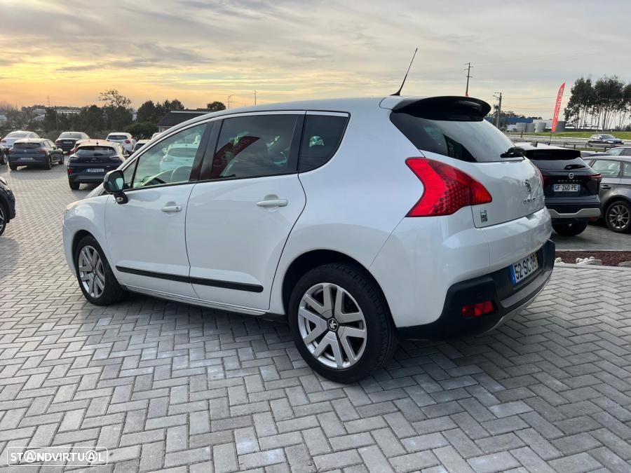 Peugeot 3008 2.0 HDi Hybrid4 - 3
