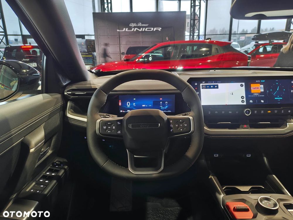 Jeep Compass 1.2 T3 mHEV Altitude FWD DCT - 26