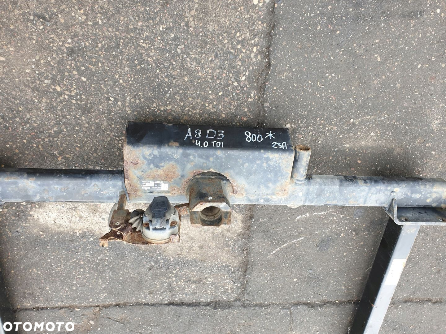 HAK HOLOWNICZY WESTFALIA AUDI A8 D3 - 5