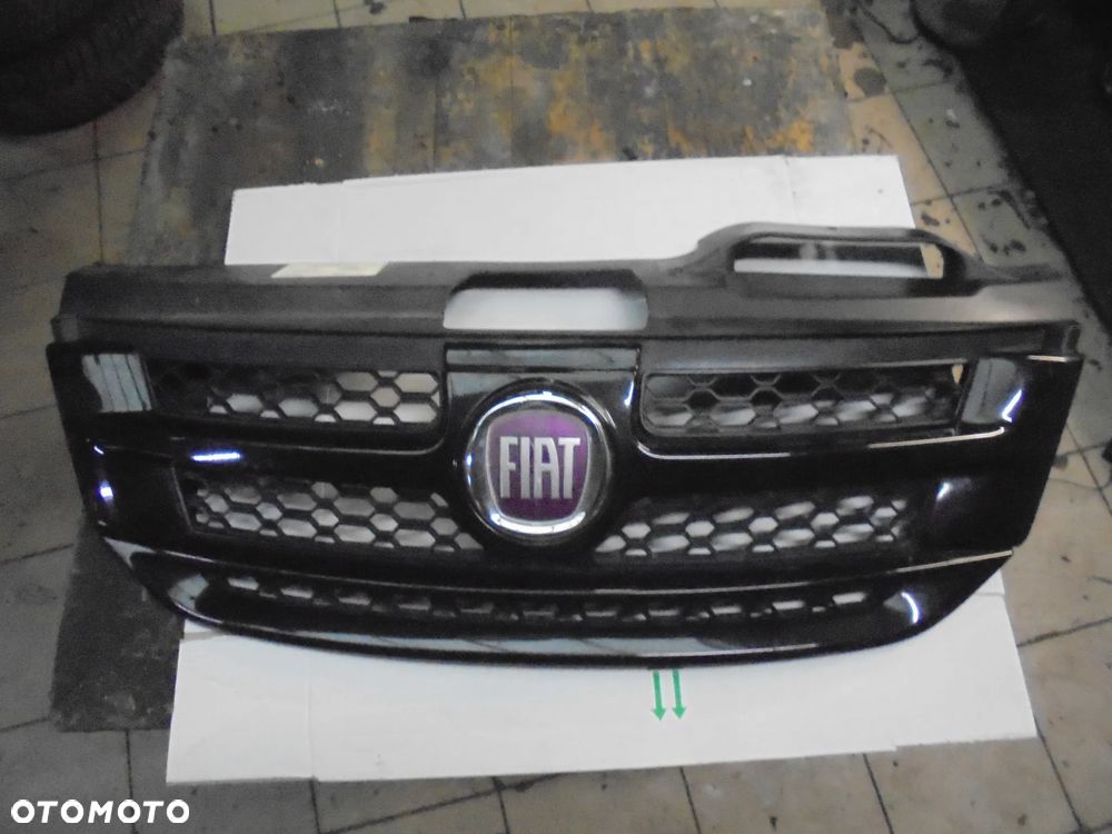 Freemont atrapa chłodnicy grill oryginał PXR PJA - 1