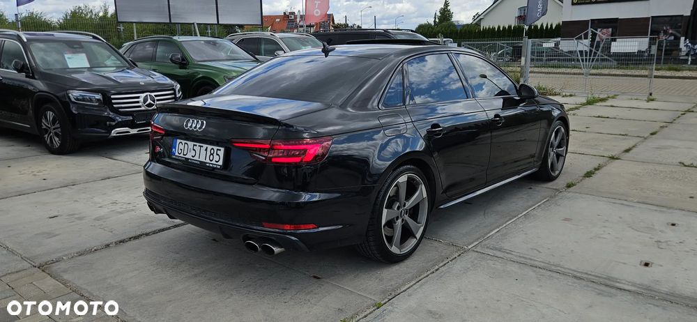 Audi S4 Limousine - 5