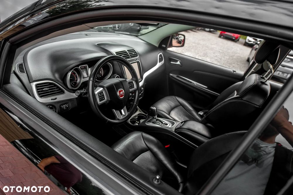 Fiat Freemont 2.0 Multijet Black Code AWD - 16
