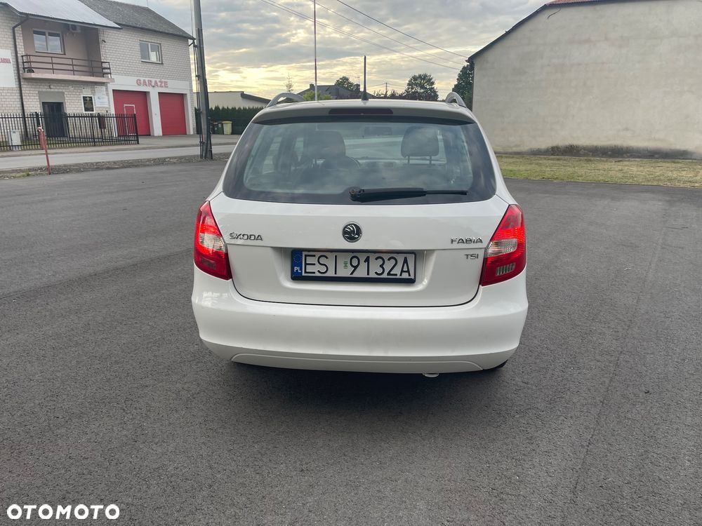 Skoda Fabia 1.2 TSI Active - 6