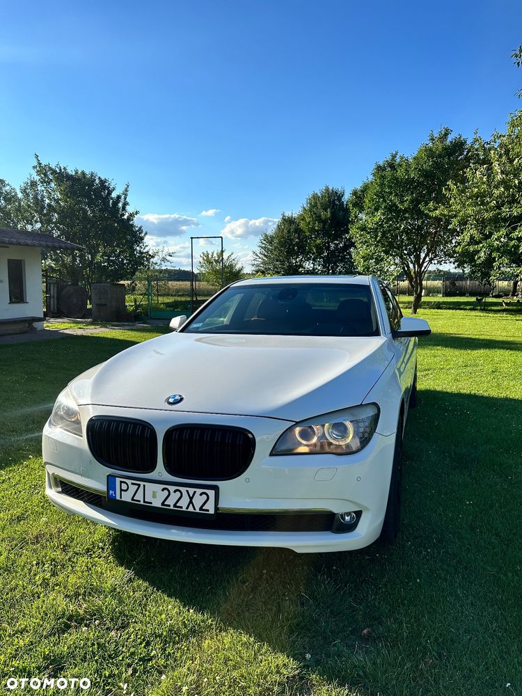 BMW Seria 7 740d xDrive - 36