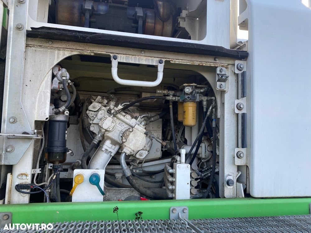 Caterpillar 324E - 9