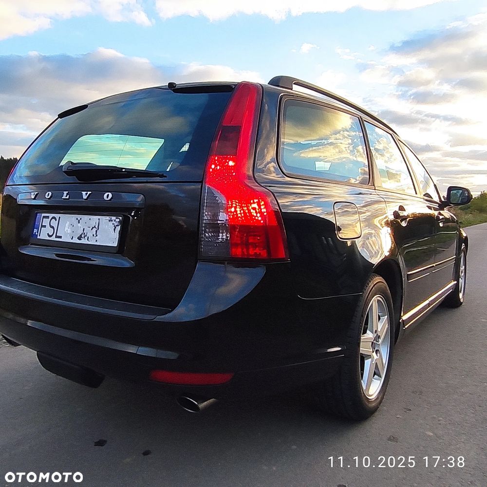 Volvo V50 D5 DPF Momentum - 2