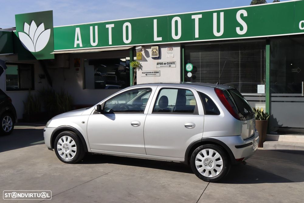 Opel Corsa 1.3 CDTi Enjoy - 4
