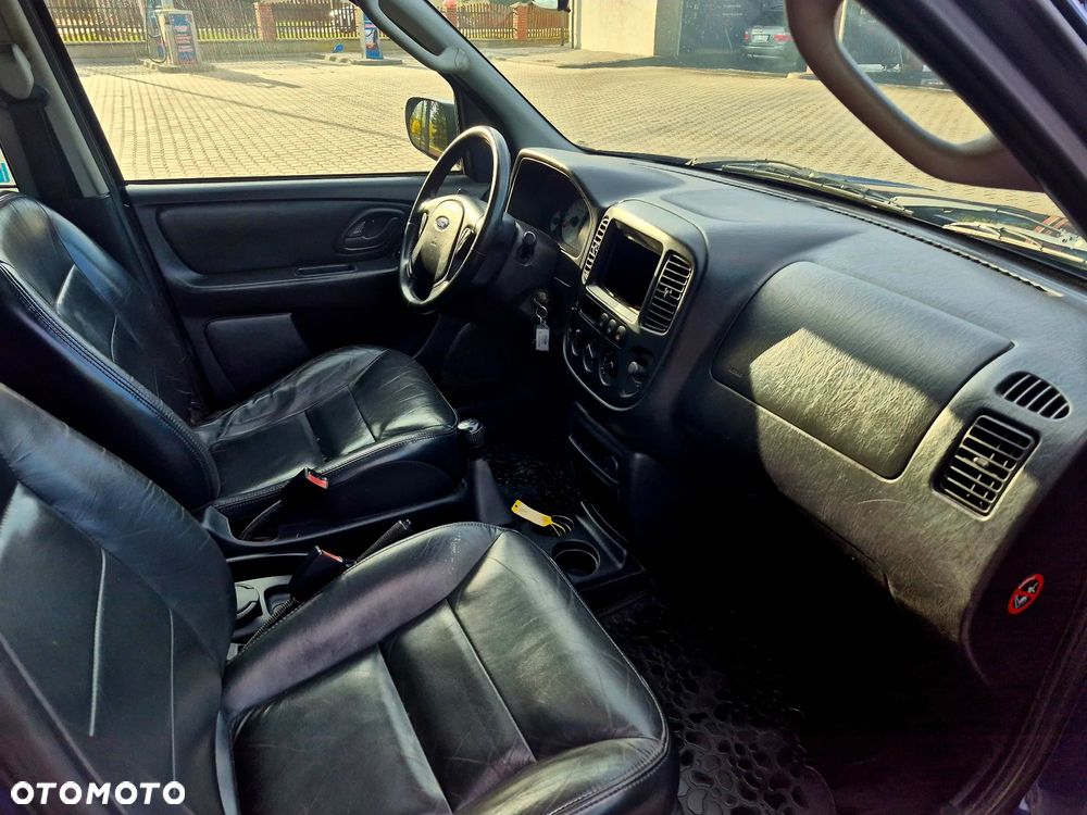 Ford Maverick 2.0 - 18