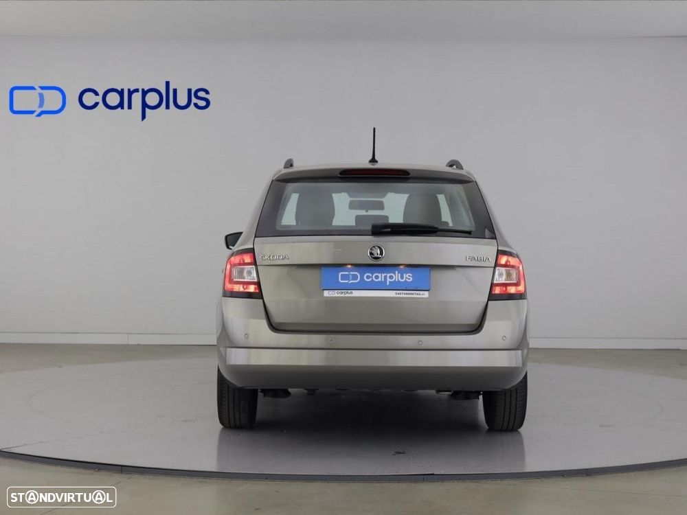 Skoda Fabia 1.0 Active - 6