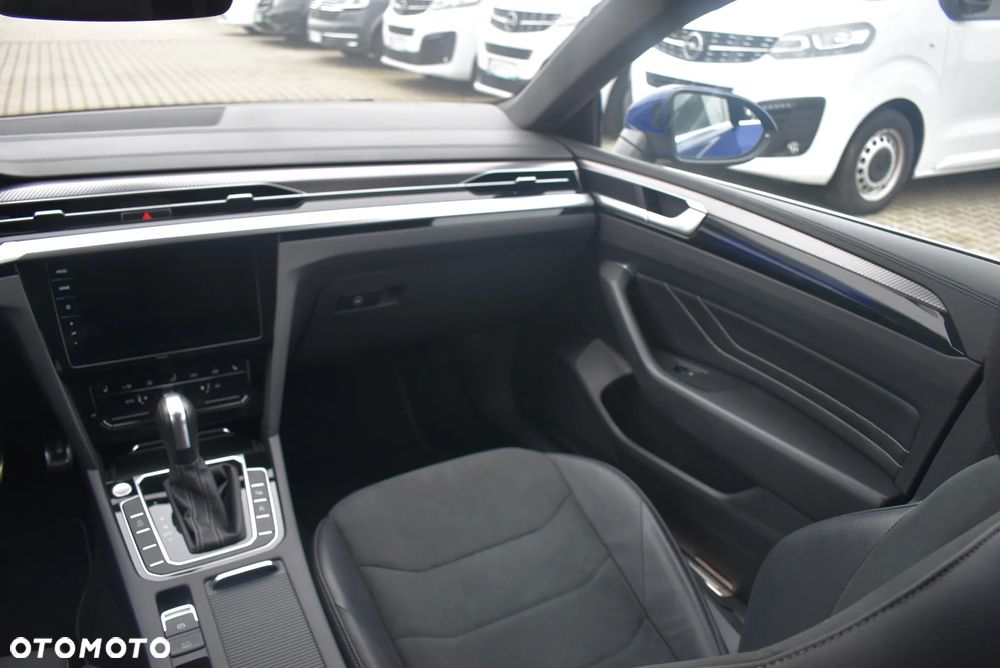 Volkswagen Arteon 2.0 TDI R-Line DSG - 22