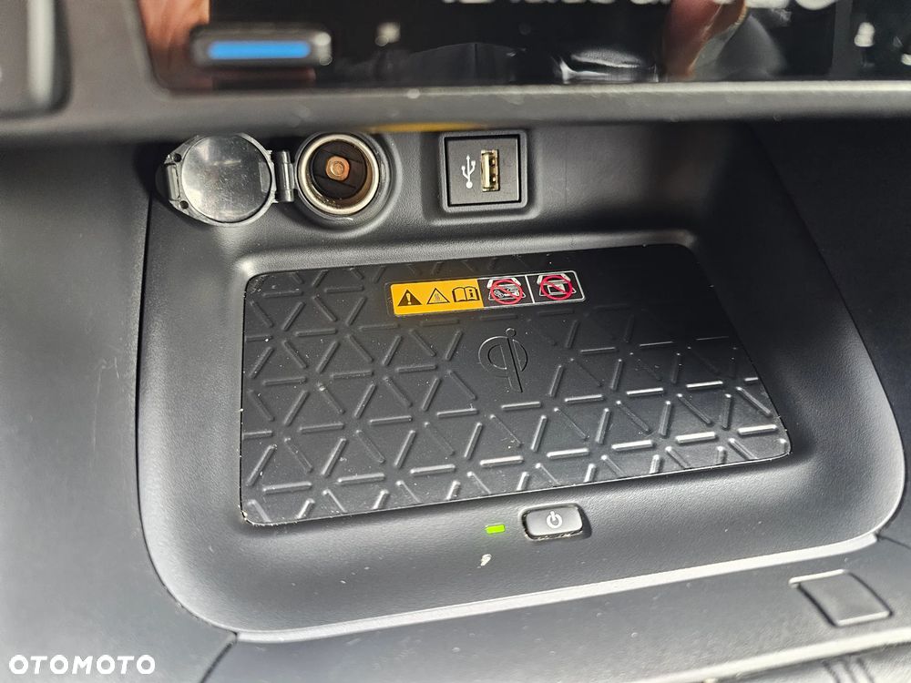 Toyota RAV4 2.5 Hybrid Executive 4x4 - 33