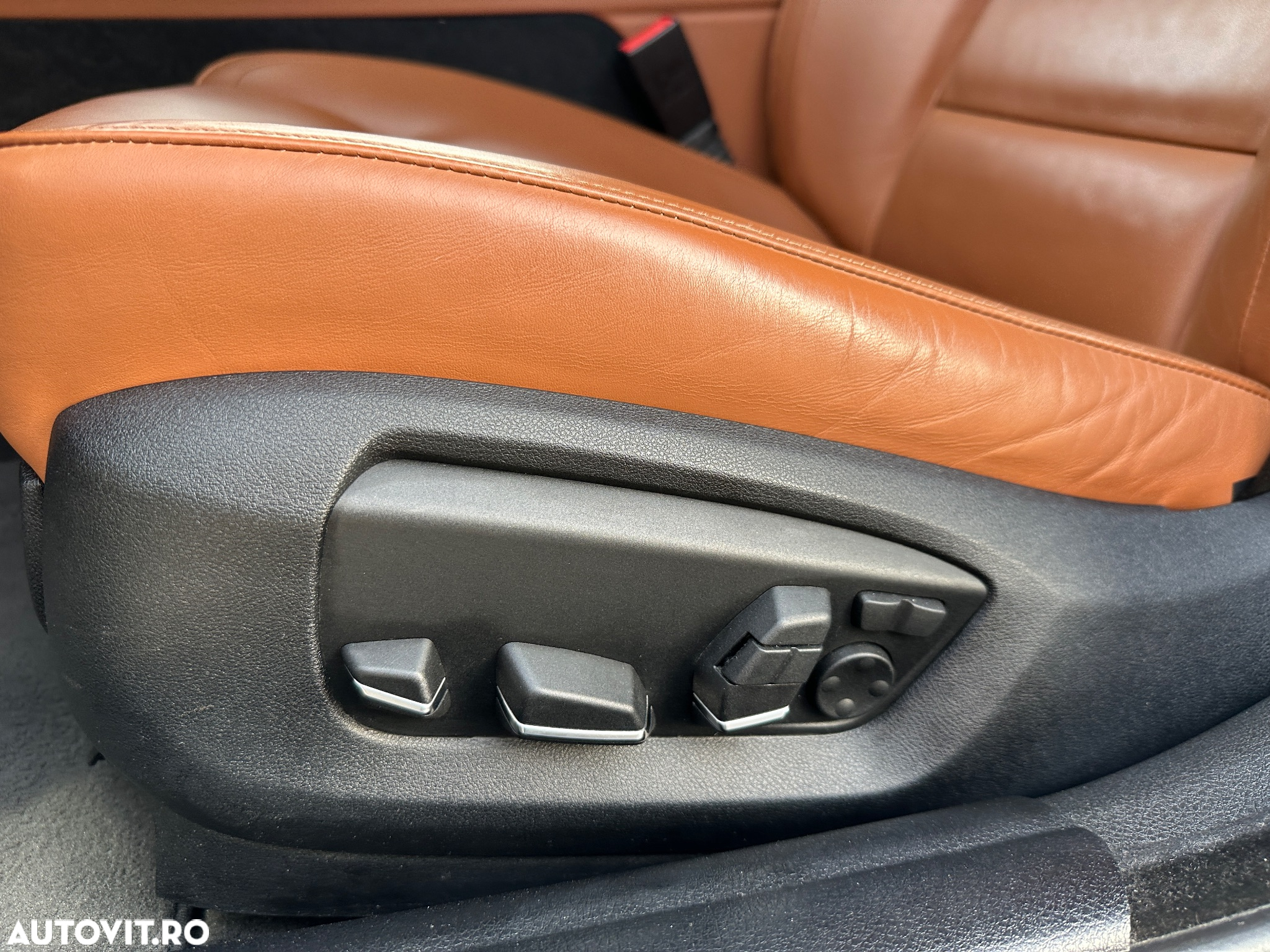 BMW Seria 5 520d AT - 19