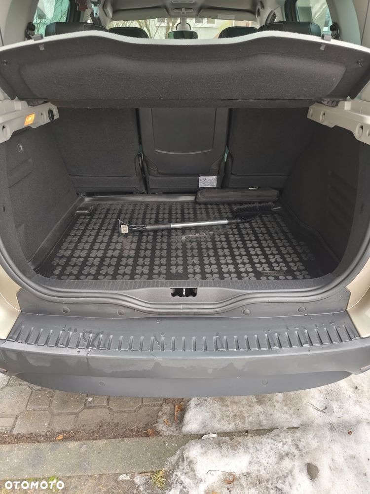 Renault Scenic 1.6 dCi Energy Bose Edition - 3