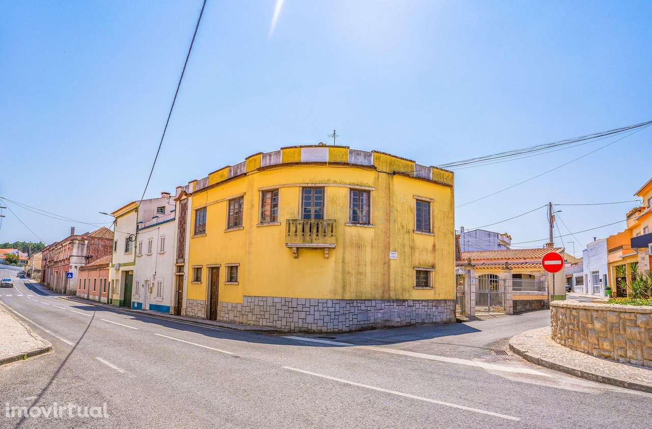 Moradia no Centro das Gaeiras. Uma casa única. - Grande imagem: 2/57