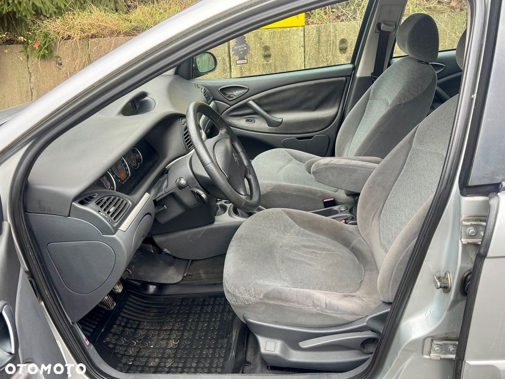 Citroën C5 2.2 HDi SX - 5