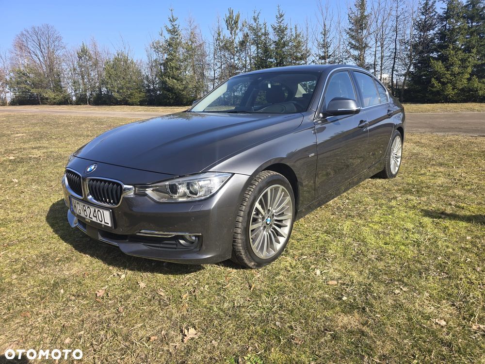 BMW Seria 3 328i Luxury Line - 1