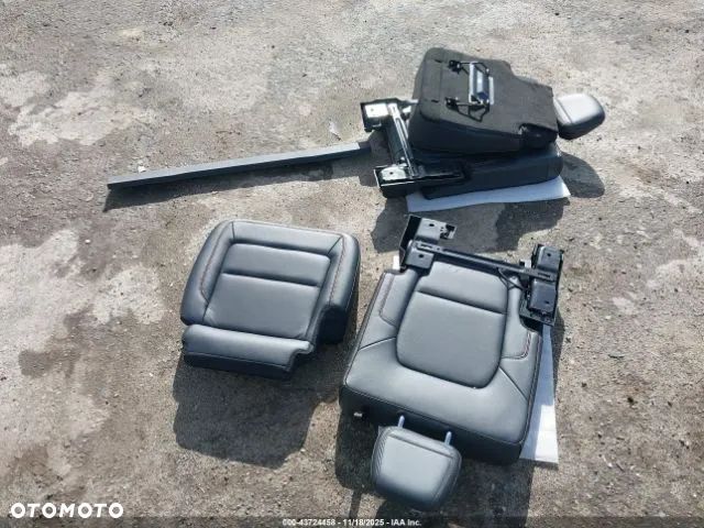 Ford Bronco 2.7 EcoBoost V6 Badlands - 17