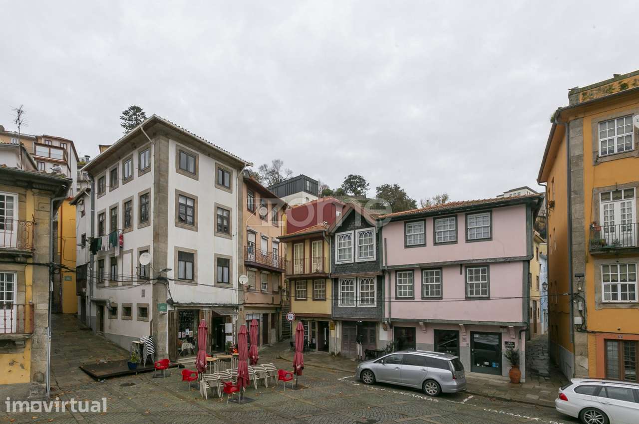 Prédio (á Alfandega) - Porto - Grande imagem: 2/44