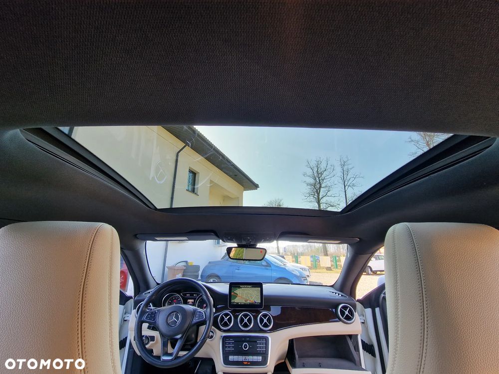 Mercedes-Benz CLA - 31