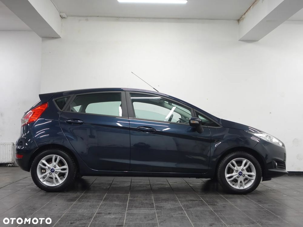 Ford Fiesta 1.0 Celebration - 10