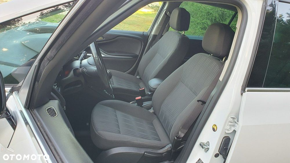 Opel Zafira - 7