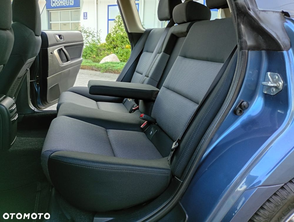 Subaru Legacy 2.0i AT - 10
