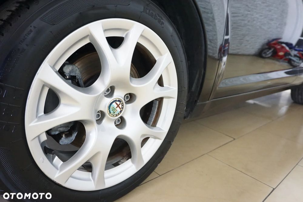 Alfa Romeo Mito TB 1.4 16V Turismo - 12