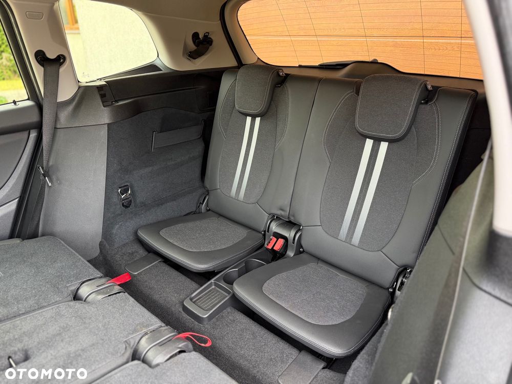 BMW Seria 2 220d xDrive Sport-Aut Luxury Line - 25