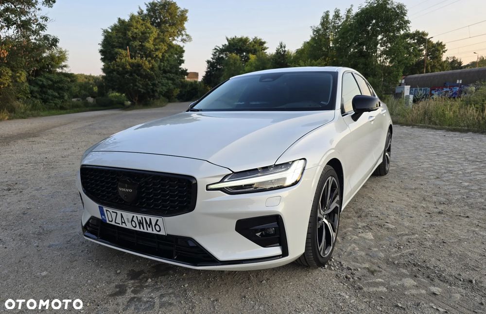 Volvo S60 B5 B AWD R-Design - 1