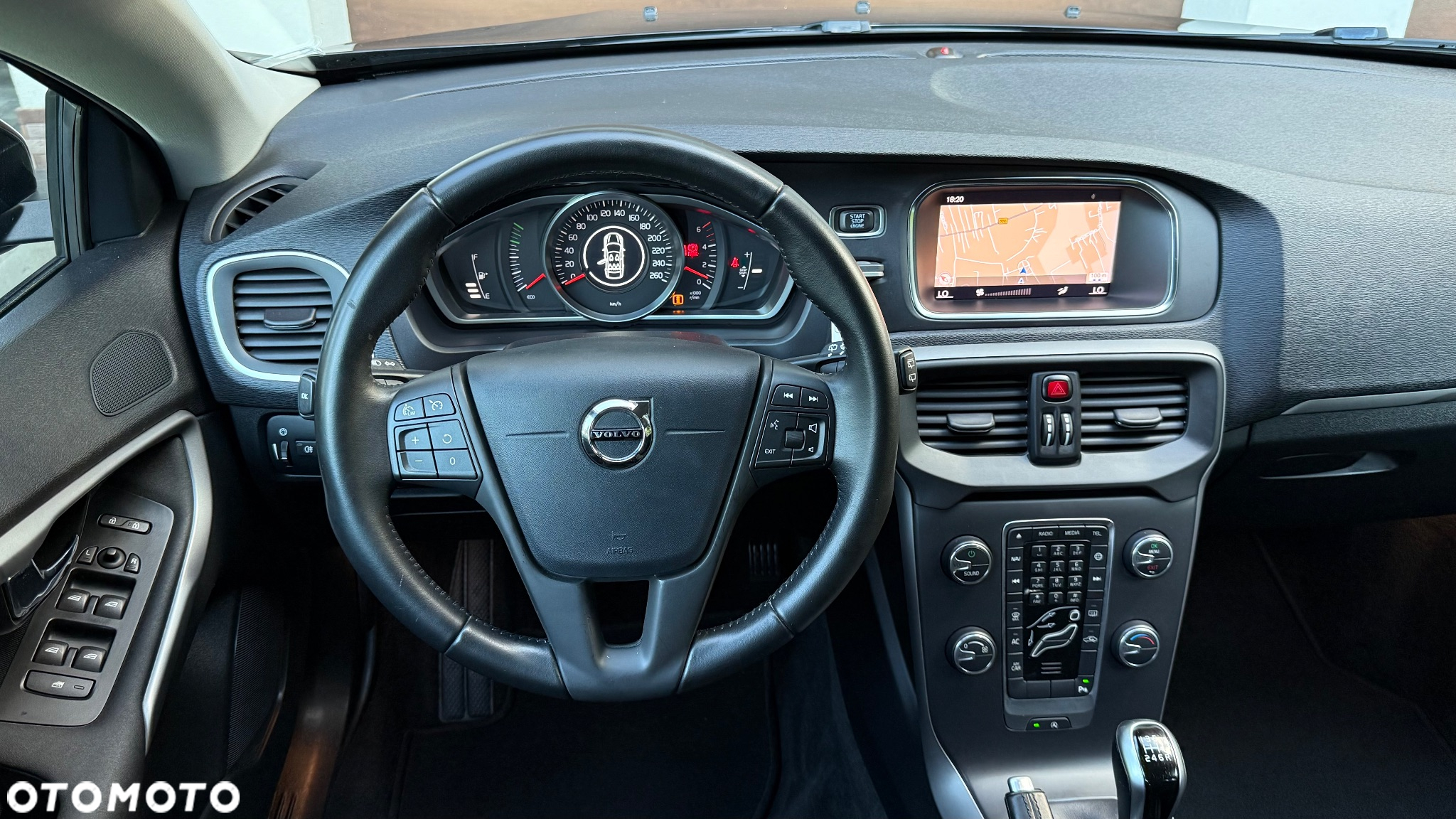 Volvo V40 - 19